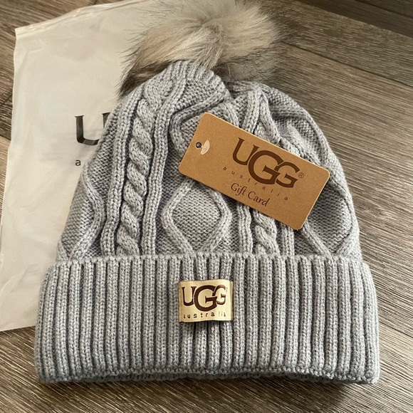 Ugg hat , GRAY - Picture 2 of 3